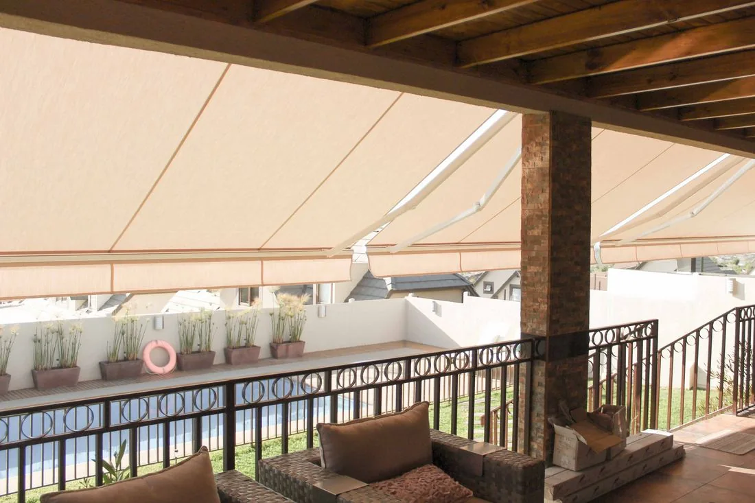 Toldo proyectante · terraza — Decotip