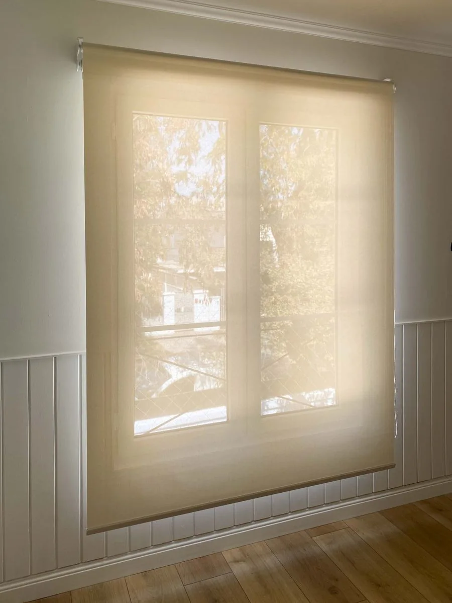Cortina roller screen — Decotip